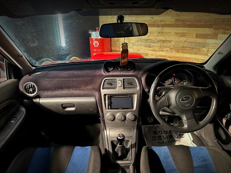 SUBARU IMPREZA