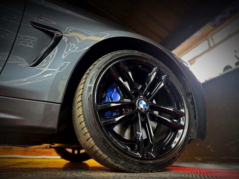 BMW 4 SERIES