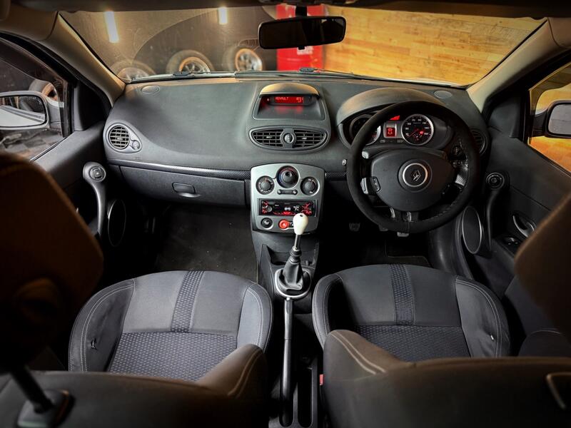 RENAULT CLIO