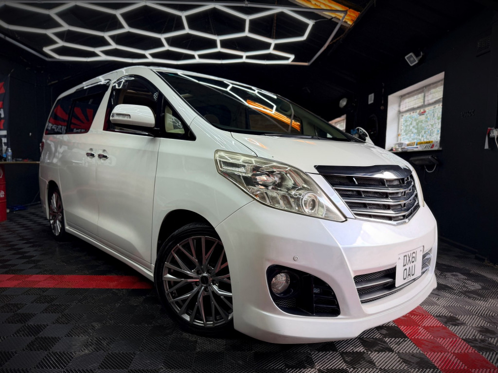 2011 Toyota Alphard