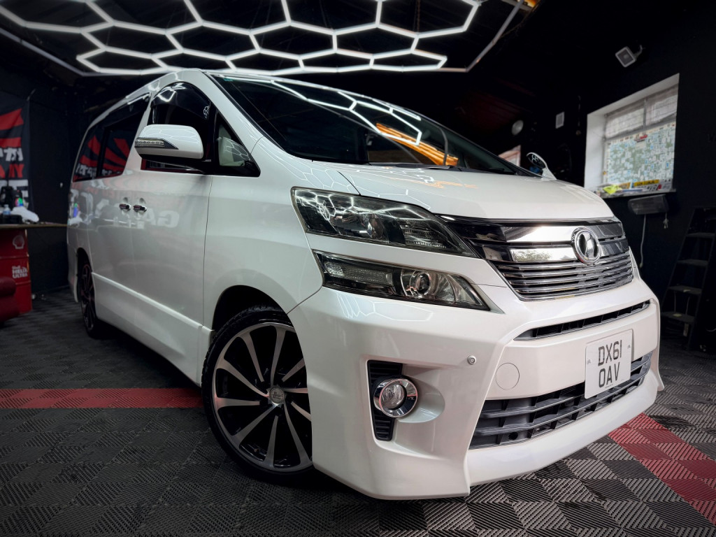 2012 Toyota Vellfire